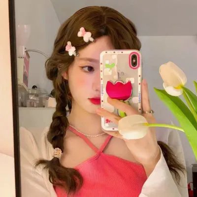 眼神阳光的男孩